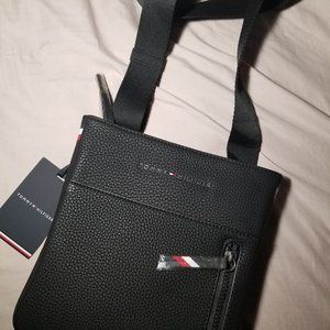 Tommy Hilfiger Bag